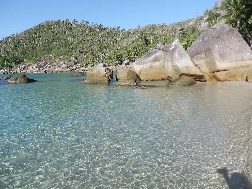 Bedarra Island Treetop Hideaway Villa Holiday home Bedarra Island